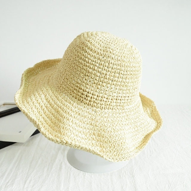 Folding Straw Holiday Hat